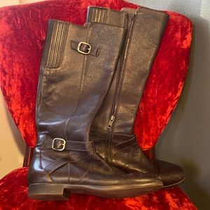 UGG Beryl Stout riding boots SIZE 8.5